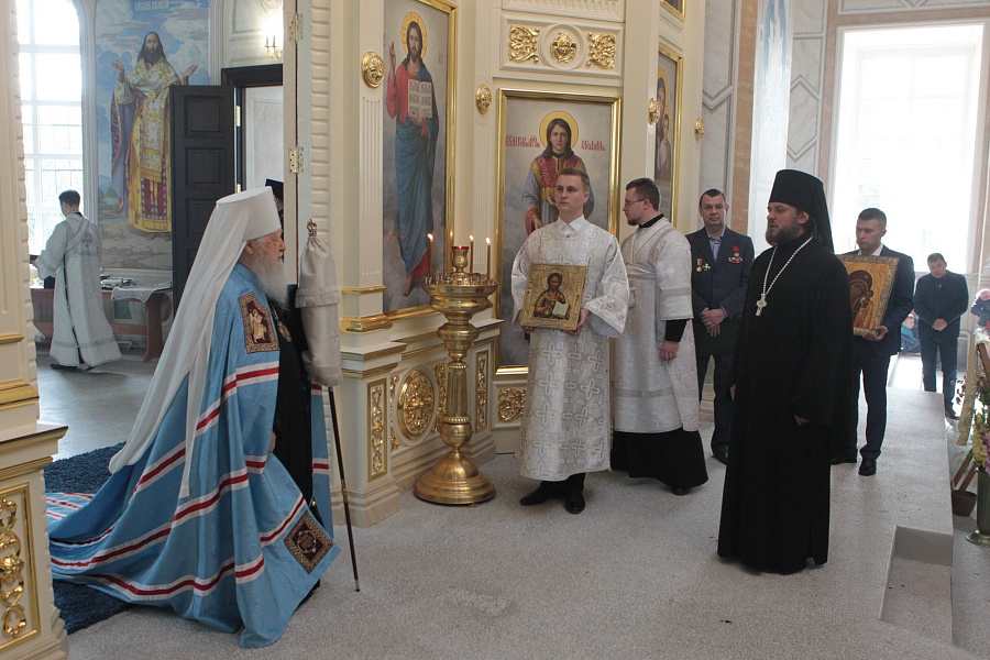 Великое освящение Казанского храма села Дединово